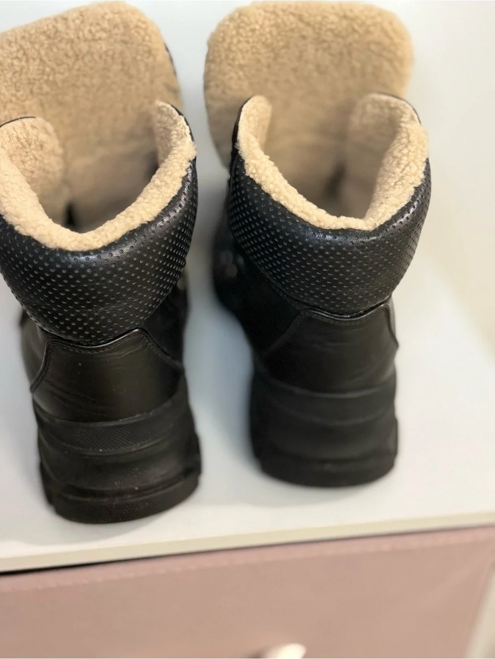 Gucci Black Leather Lace-Men's  Hiking Boot with Shearling Collar